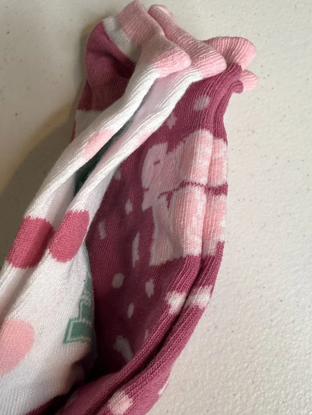 Sugar Babies 2 Pair Low Cut Ankle Socks Womens 4-10 Pink Candy NWT